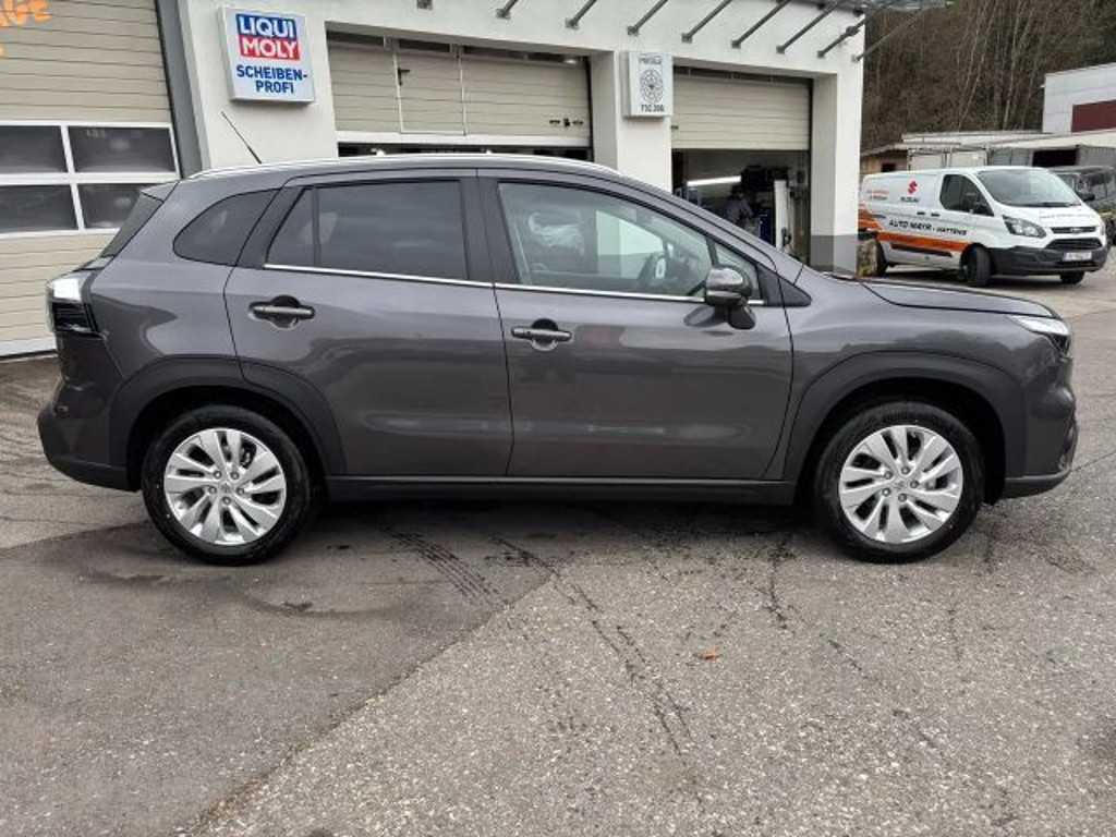 Suzuki S-Cross