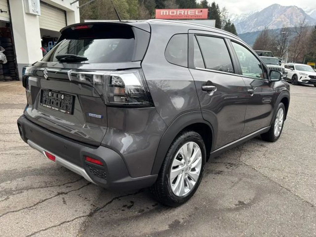 Suzuki S-Cross