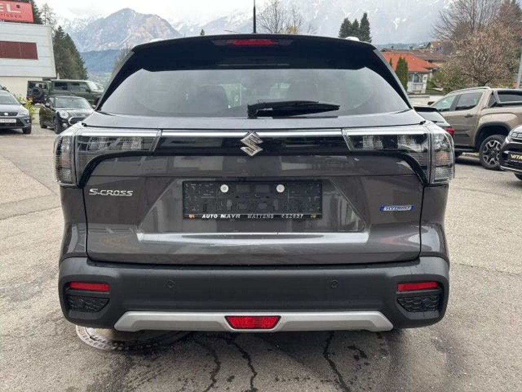 Suzuki S-Cross