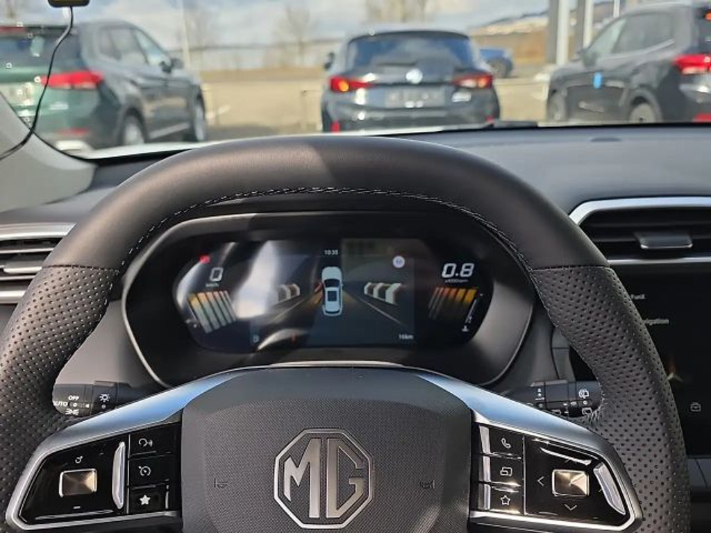 MG ZS