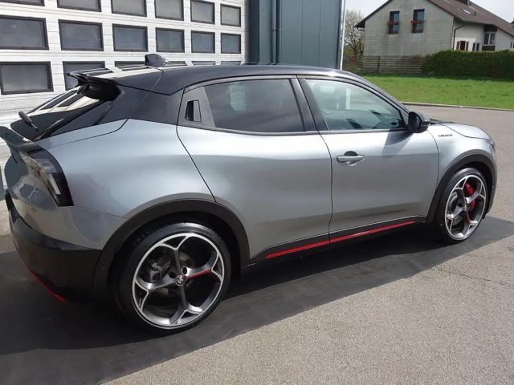 Alfa Romeo Junior