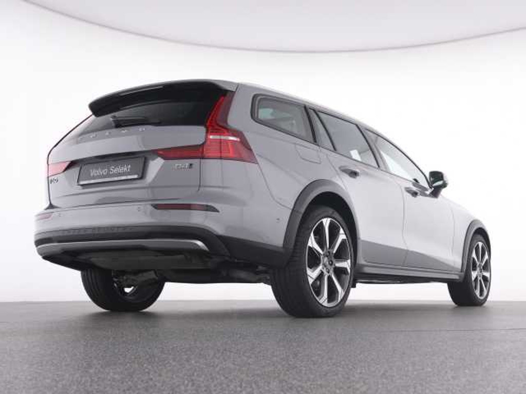 Volvo V60 Cross Country