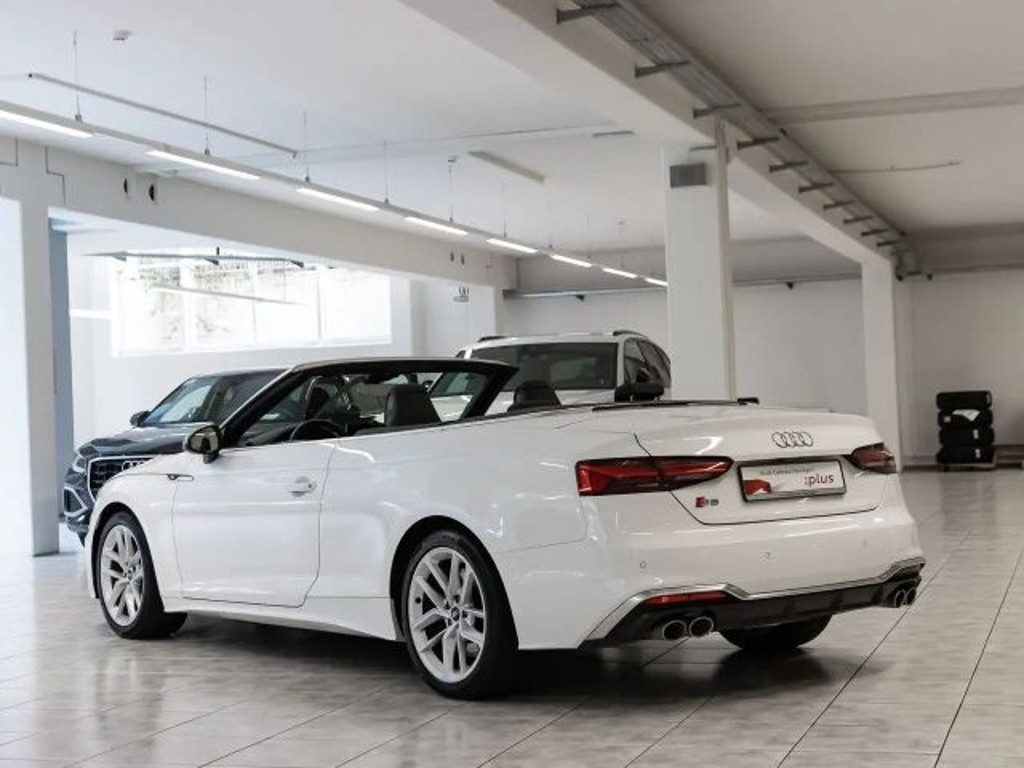 Audi S5