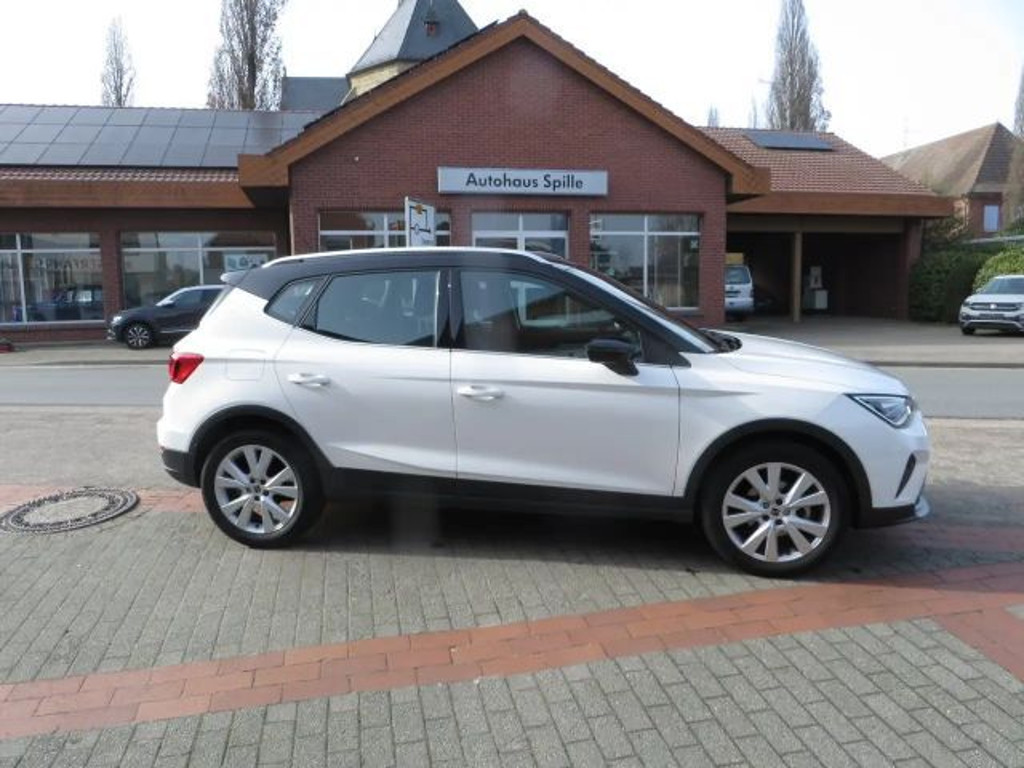 Seat Arona 2023 Benzine