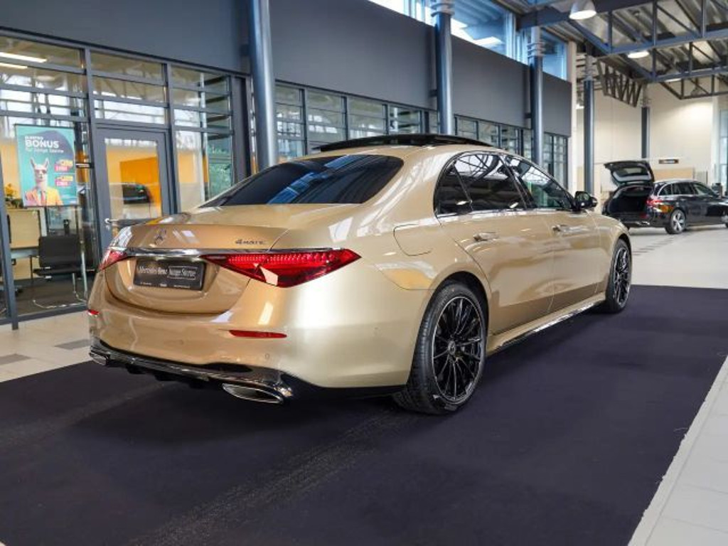 Mercedes-Benz S-Klasse