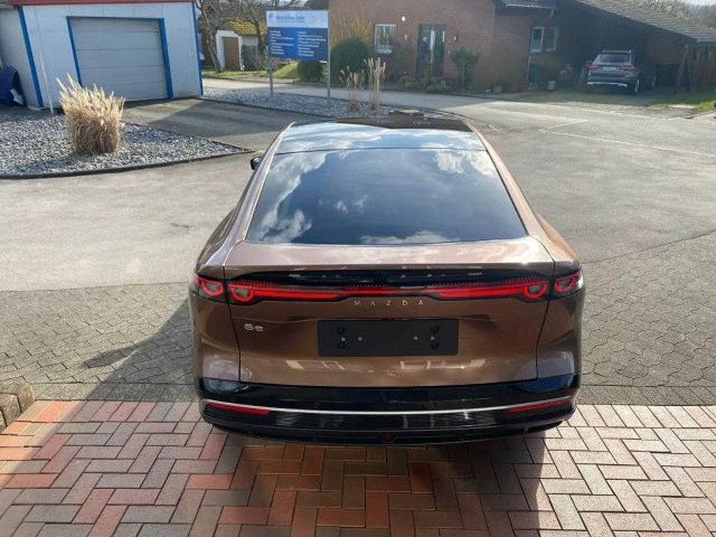 Mazda 6e