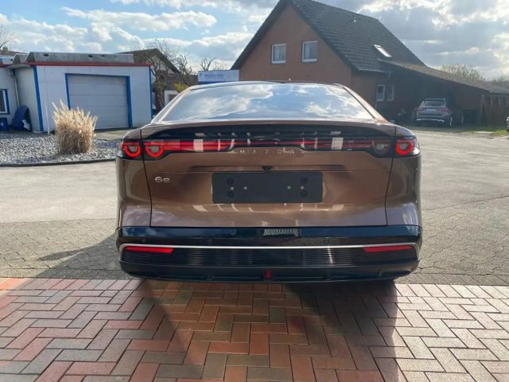 Mazda 6e