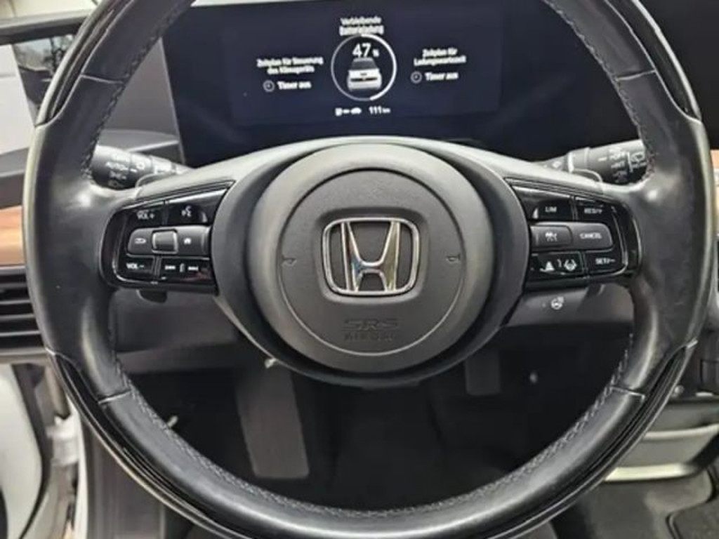 Honda e