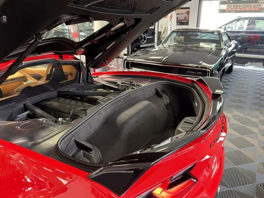 Corvette C8