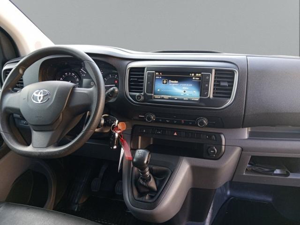 Toyota Proace (Verso)