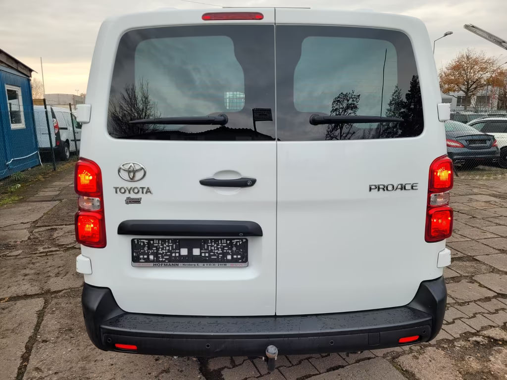 Toyota Proace (Verso)