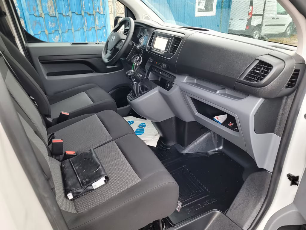 Toyota Proace (Verso)