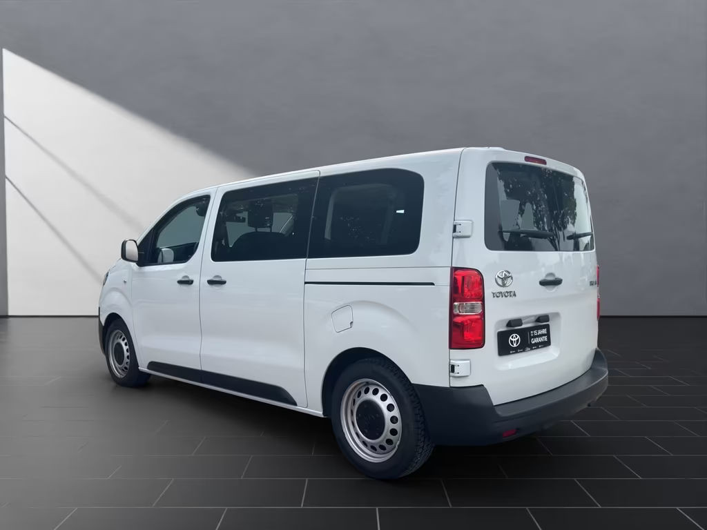 Toyota Proace (Verso)