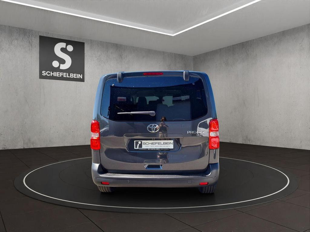 Toyota Proace (Verso)