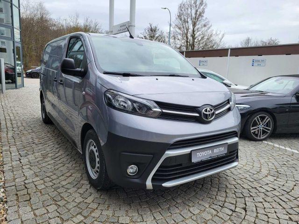 Toyota Proace (Verso)
