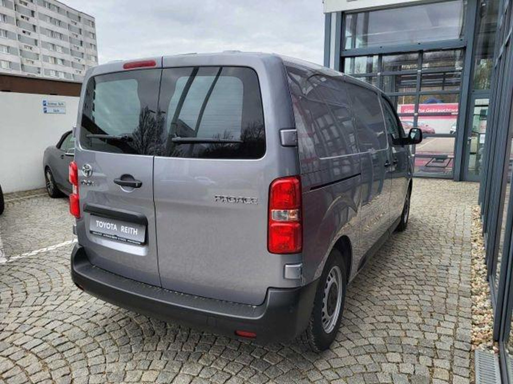 Toyota Proace (Verso)