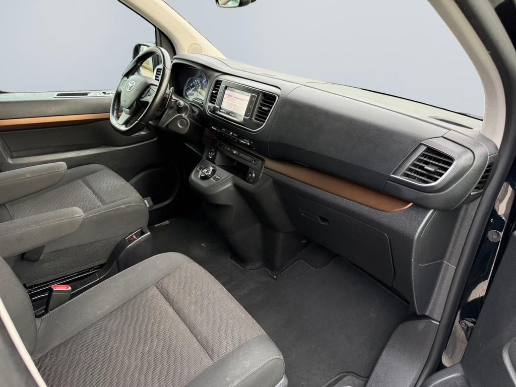 Toyota Proace (Verso)