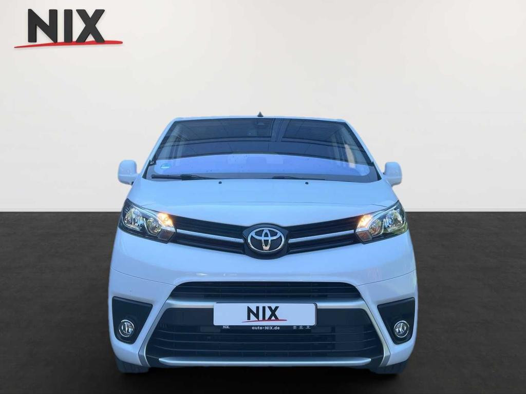 Toyota Proace (Verso)