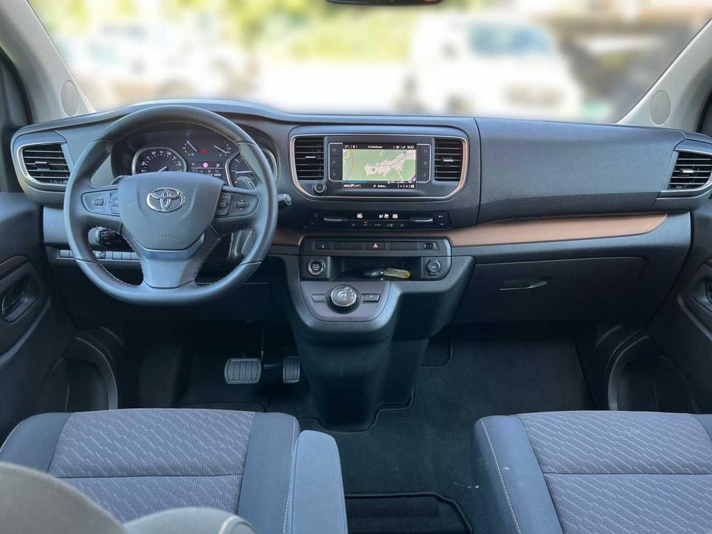 Toyota Proace (Verso)