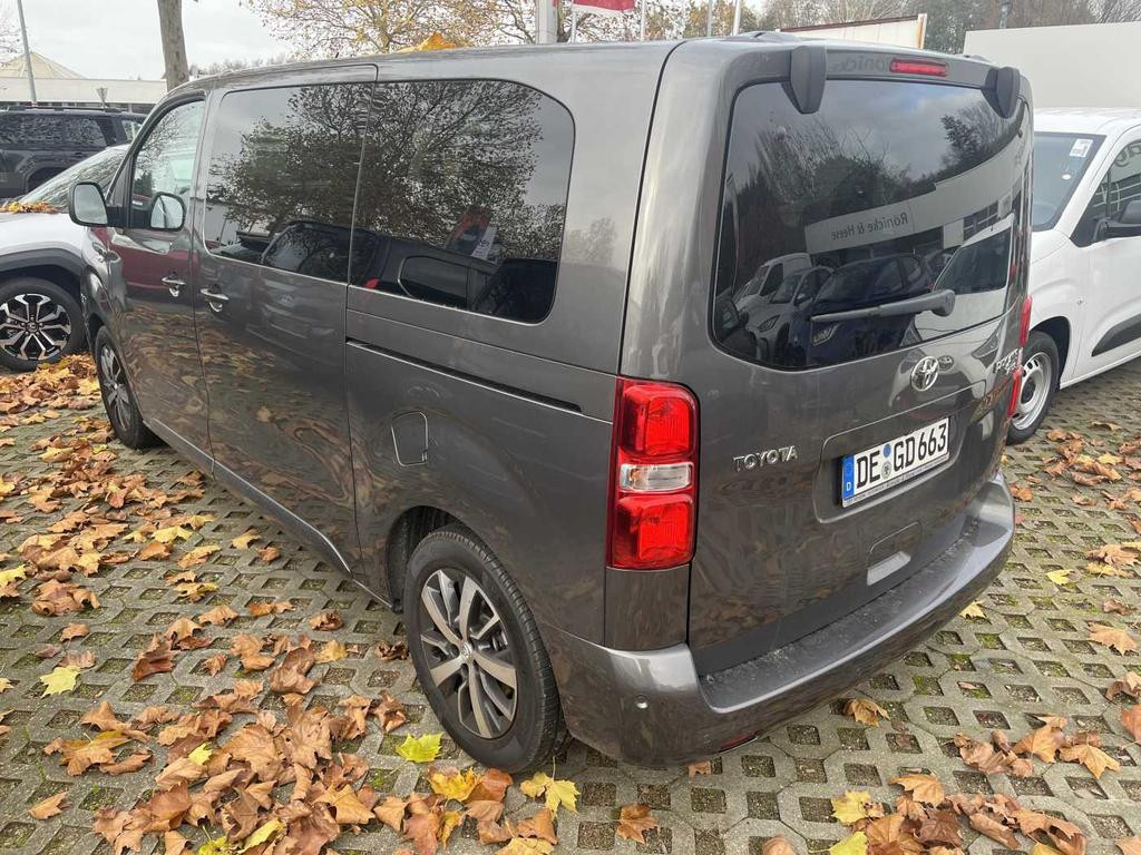 Toyota Proace (Verso)