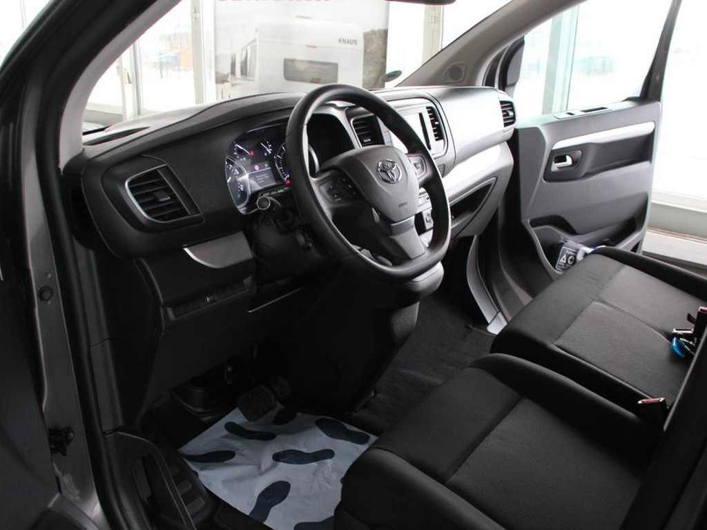 Toyota Proace (Verso)