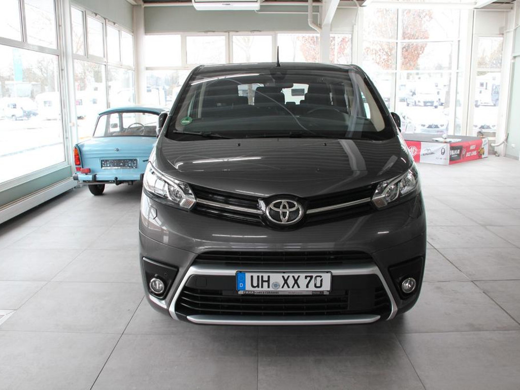 Toyota Proace (Verso)