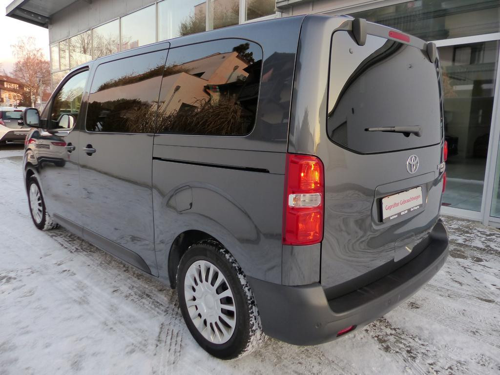 Toyota Proace (Verso)