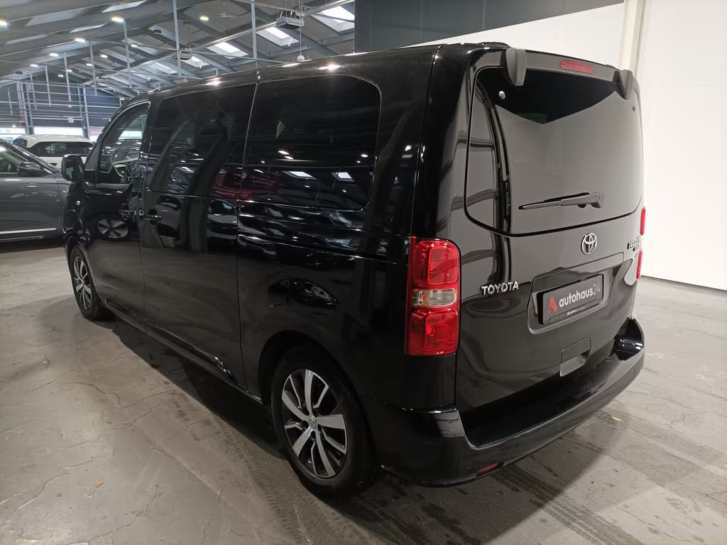 Toyota Proace (Verso)