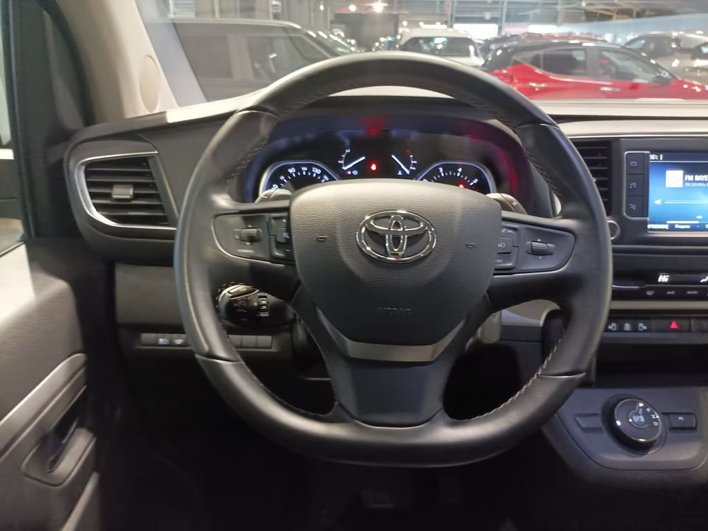 Toyota Proace (Verso)