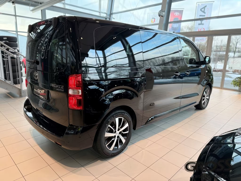 Toyota Proace (Verso)