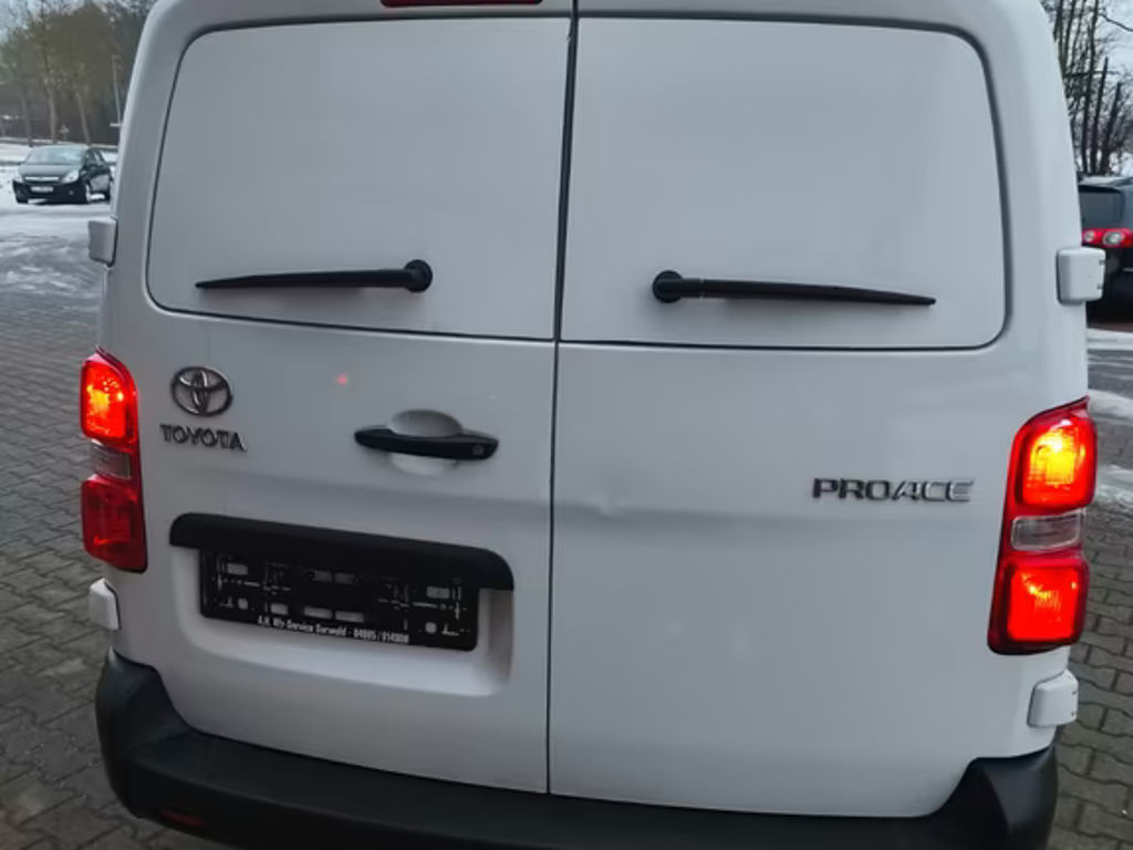 Toyota Proace (Verso)