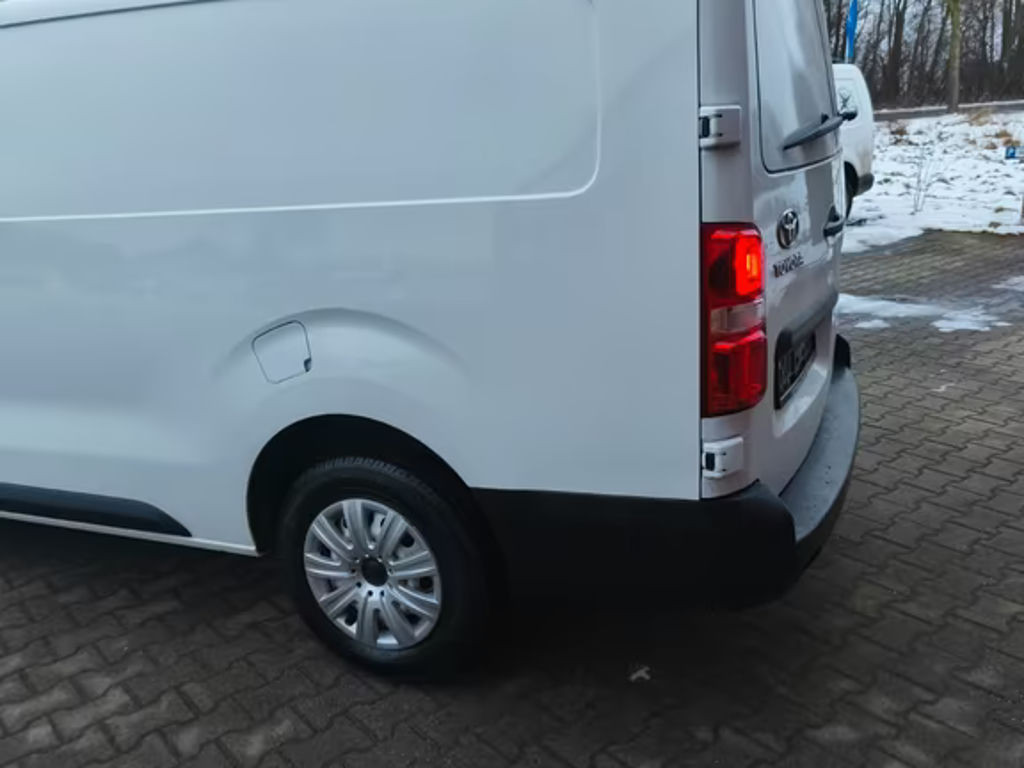 Toyota Proace (Verso)