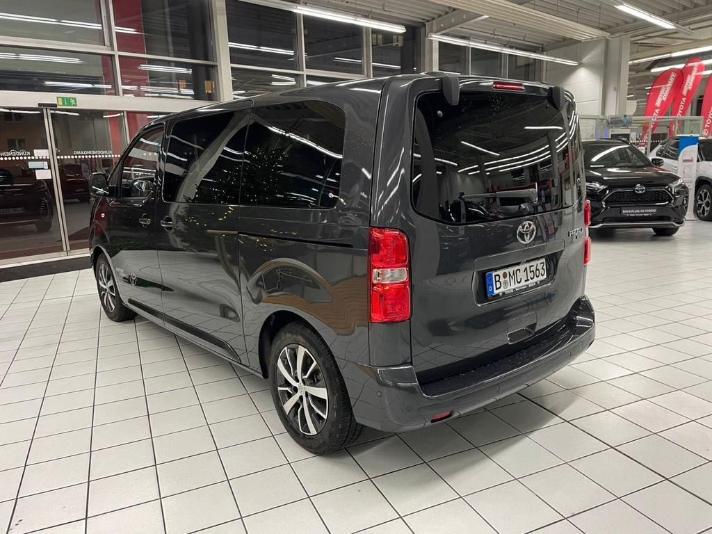 Toyota Proace (Verso)