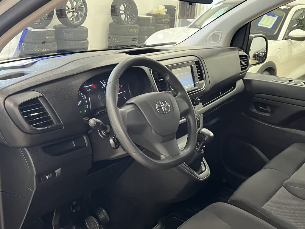 Toyota Proace (Verso)