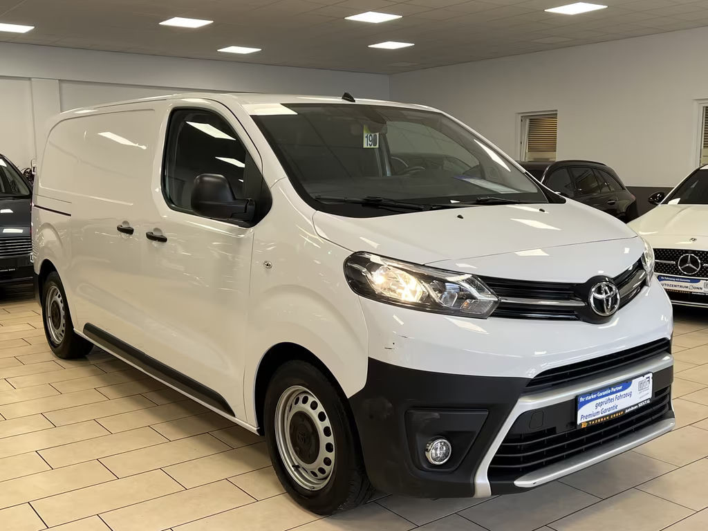Toyota Proace (Verso)
