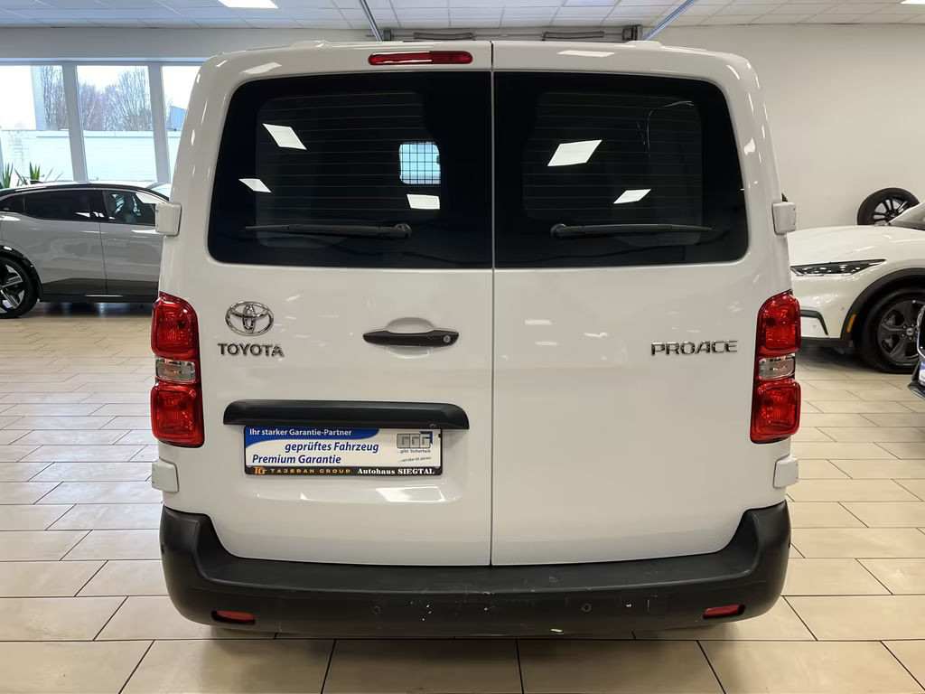 Toyota Proace (Verso)
