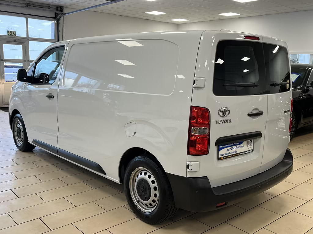 Toyota Proace (Verso)
