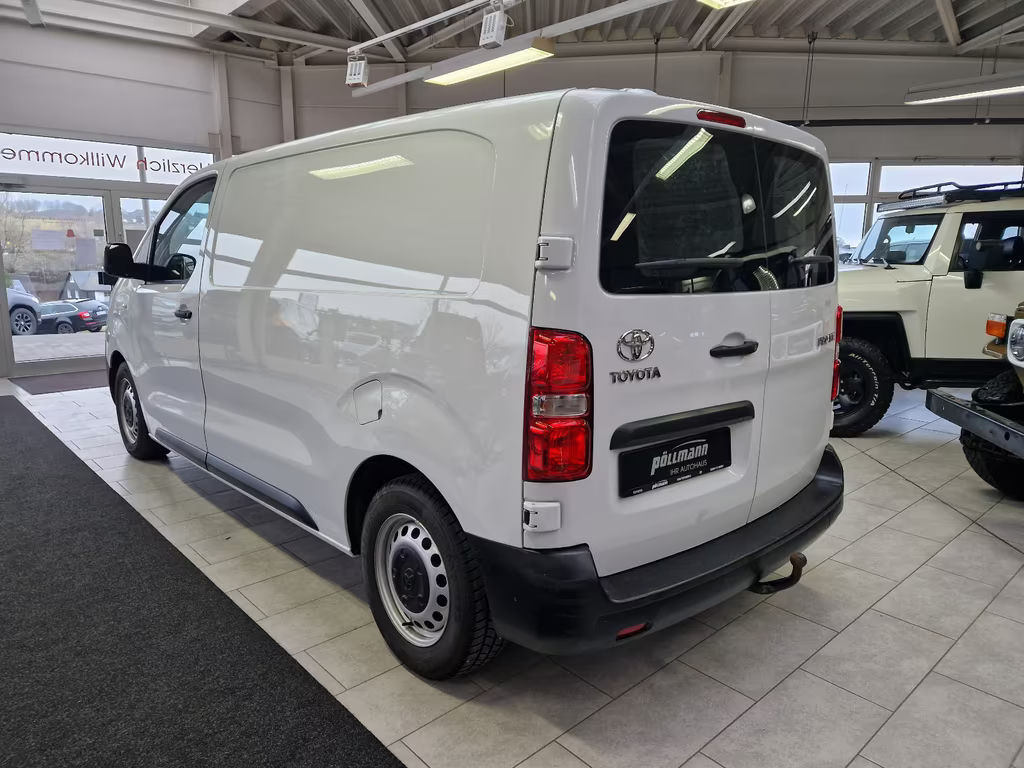 Toyota Proace (Verso)