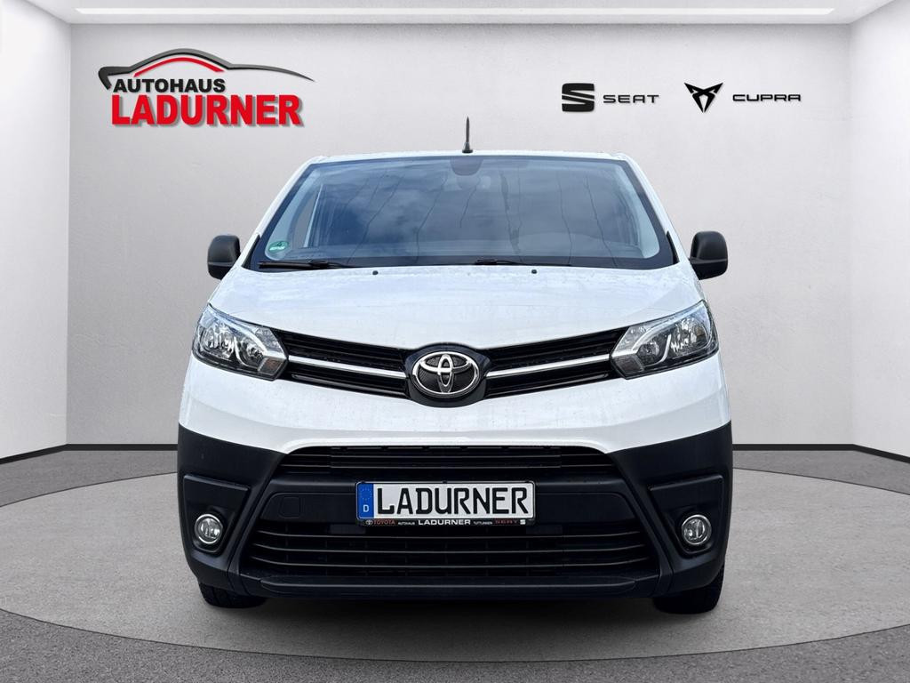 Toyota Proace (Verso)