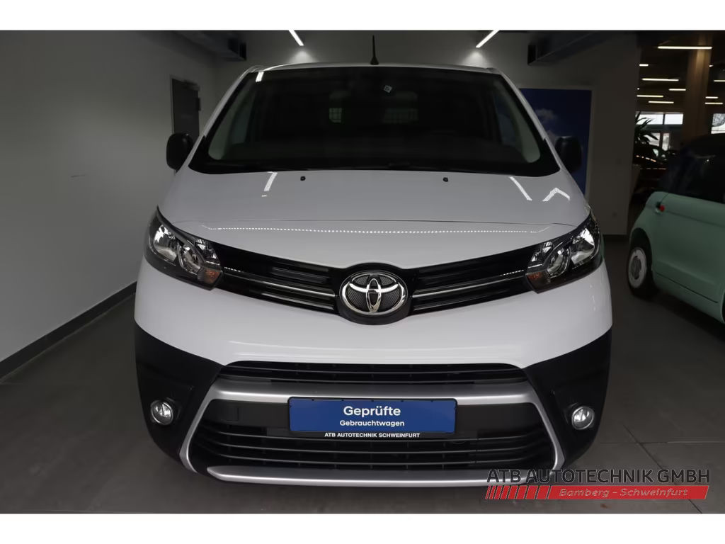 Toyota Proace (Verso)