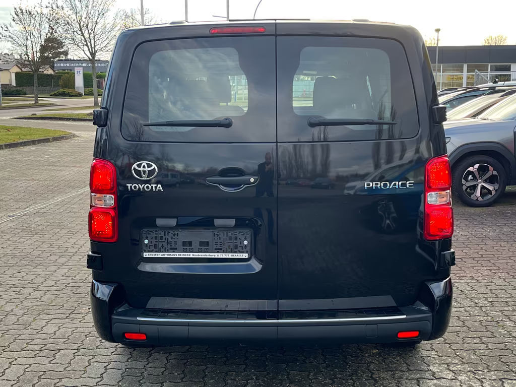 Toyota Proace (Verso)