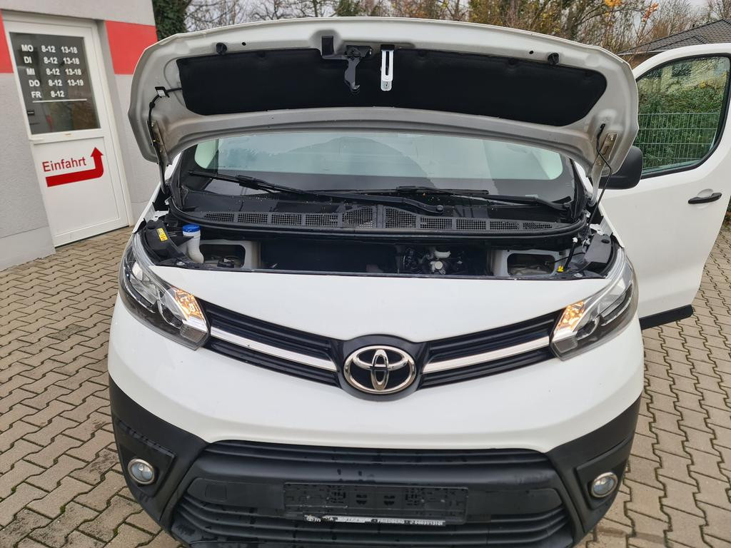 Toyota Proace (Verso)