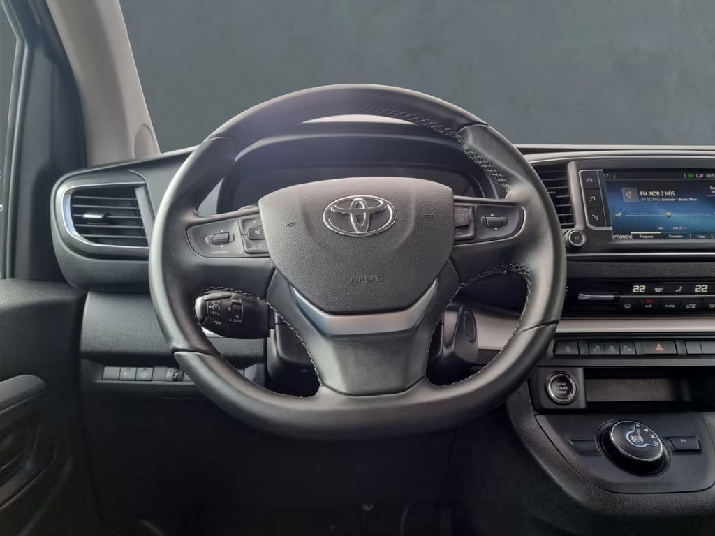 Toyota Proace (Verso)
