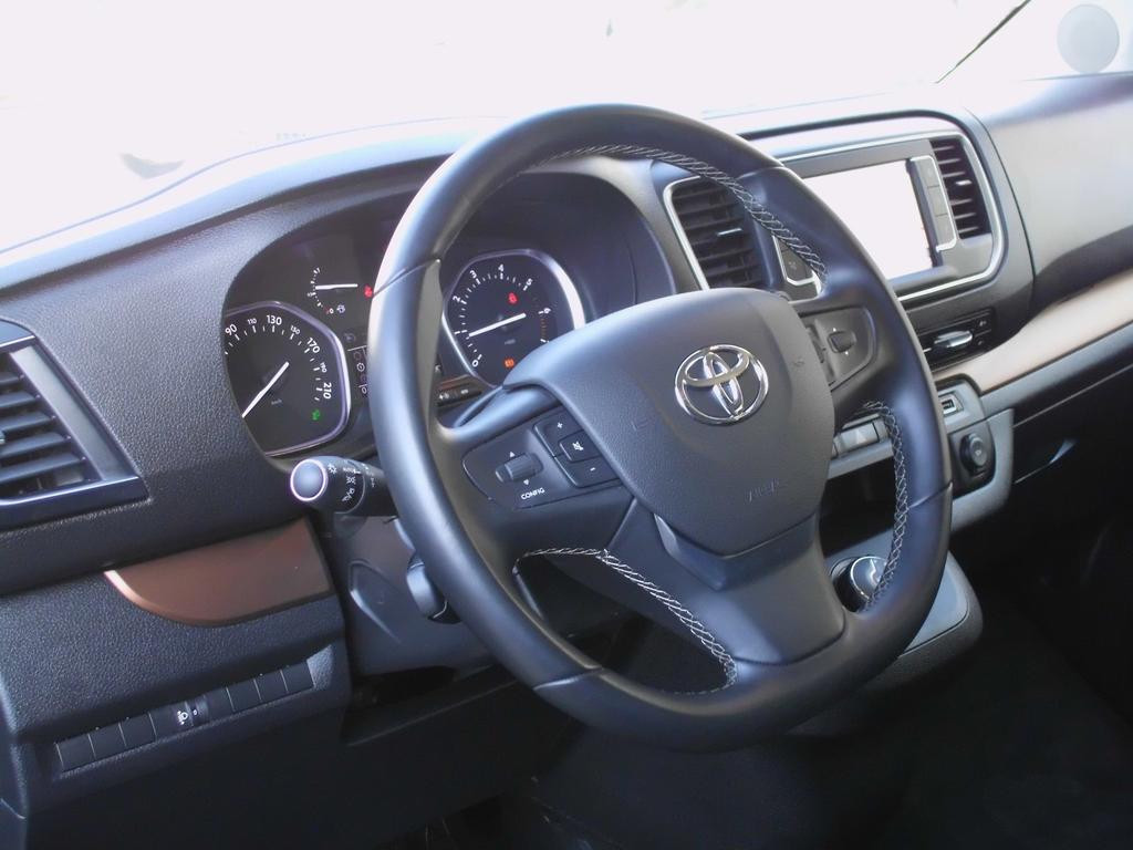 Toyota Proace (Verso)
