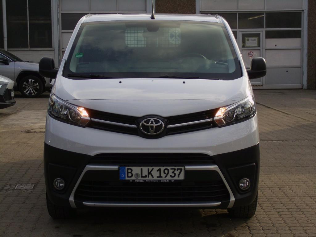 Toyota Proace (Verso)