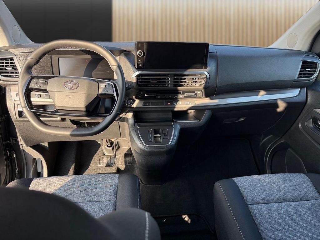 Toyota Proace (Verso)