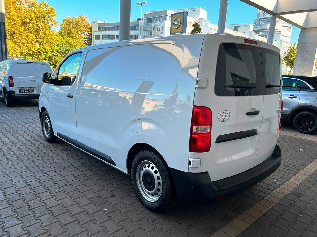 Toyota Proace (Verso)