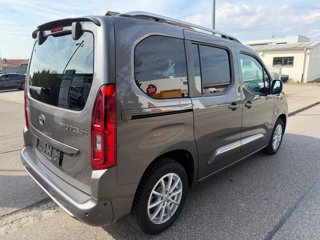 Toyota Proace (Verso)