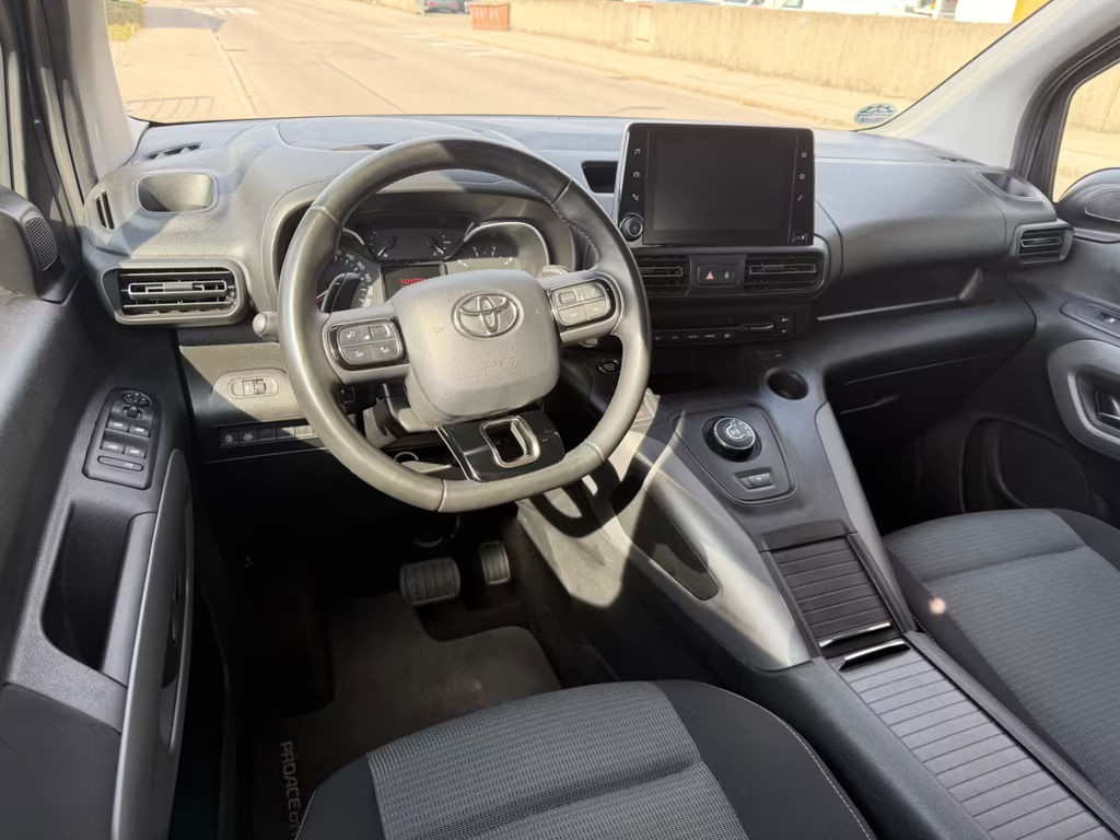 Toyota Proace (Verso)