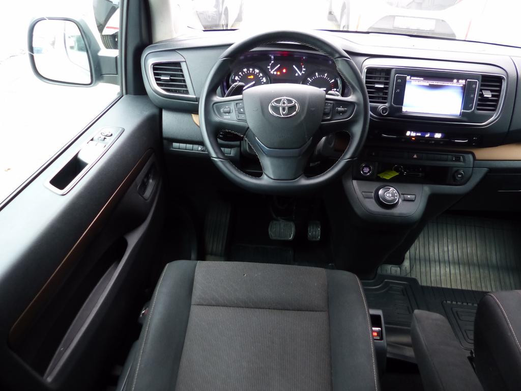 Toyota Proace (Verso)